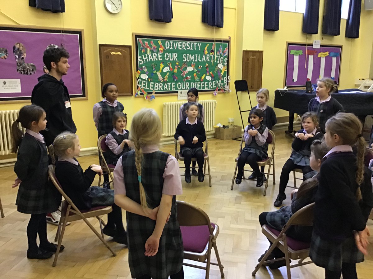 Year3SCPS's tweet photo. #SCPSyear3 enjoyed their perform workshop
@SCPSgdst https://t.co/3e5RGUeYwi