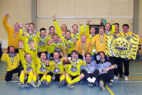 Futsalmaailma's tweet photo. Oraakkeli kertoo uusimmassa kirjoituksessa miten Ykkösessä ja liigan häntäpäässä käy keväällä. 

https://t.co/ezyWa1mowa

#futsalfi

@TPKry @PJK_Pirkkala @FCRaumaFutsal @FcKiisto @IlvesFutsal https://t.co/HM8kUC5xby