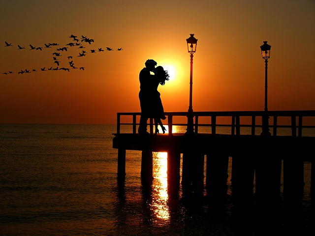 authortamikio1's tweet photo. ~ATTENTION All LOVE AND ROMANCE AUTHORS ~

Love on the Rocks (Short Stories &amp; Poetries on Romance and Love)  Spice up Valentine’s Day sharing your story and poetry in Love on the Rocks Anthology! Interested? E-mail loveontherocks2020@gmail.com. https://t.co/j9q23ICCrq