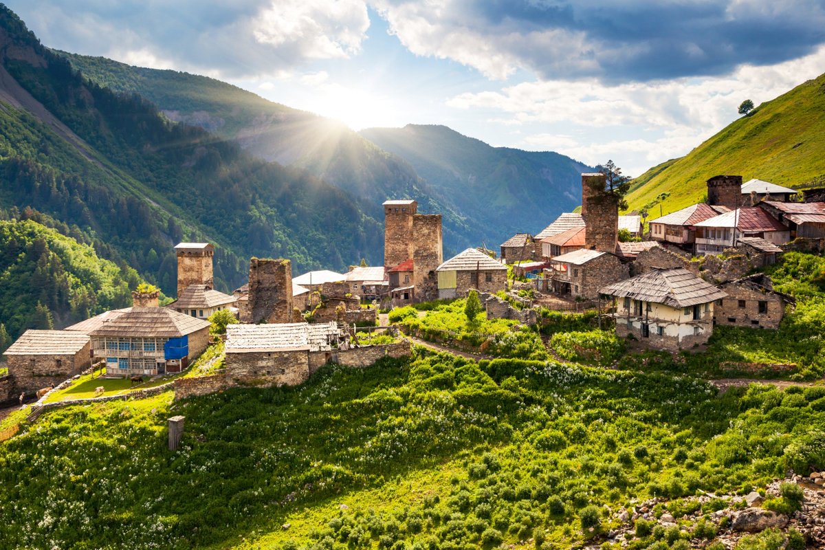 wanderlustmag's tweet photo. Georgia may be known as the birthplace of Stalin...

But the country will enchant you with its historic beauty, rolling green hills and especially its wine, says our editor-in-chief @Wanderlust_Lyn...

https://t.co/j2Wr5Ul8Oa #Georgia #TravelInspires https://t.co/nU3tK7QODZ