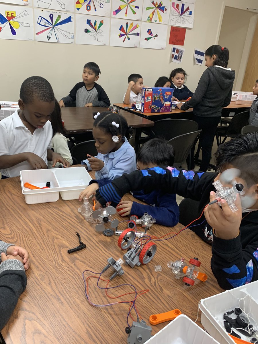 K-5th grade students at Newcomers’ are exploring STEM and Coding with Ms. Nadbielny’s  6th  and 7th graders. It’s a Fun Friday! <a href="/ops_district/">Orange Public Schools</a>. #GoodtoGreat