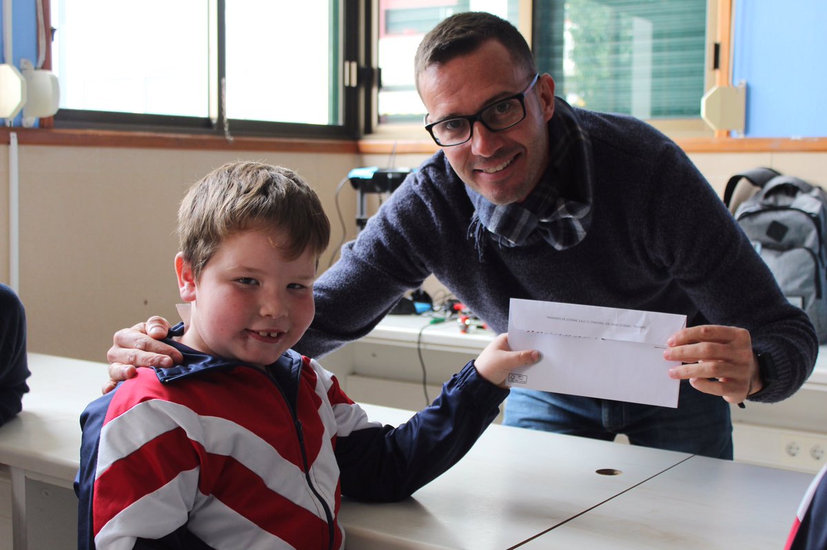 Colegio Sagrada Familia tweet media