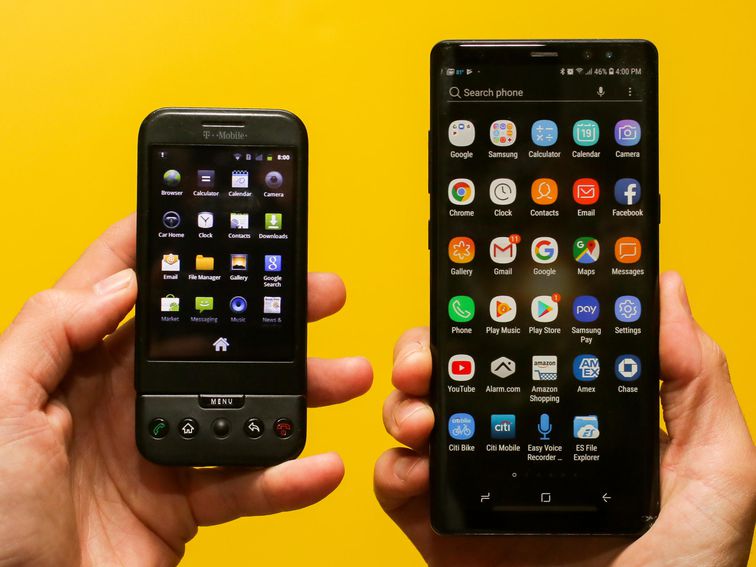 cyberonesol's tweet photo. My how things have changed. The original G1 vs. a modern smartphone. 

https://t.co/b6mJLSRdGw

#cnet #smartphones #iphone #samsung #evolvingtechnology #technology #techchanges https://t.co/0rQGienHbP