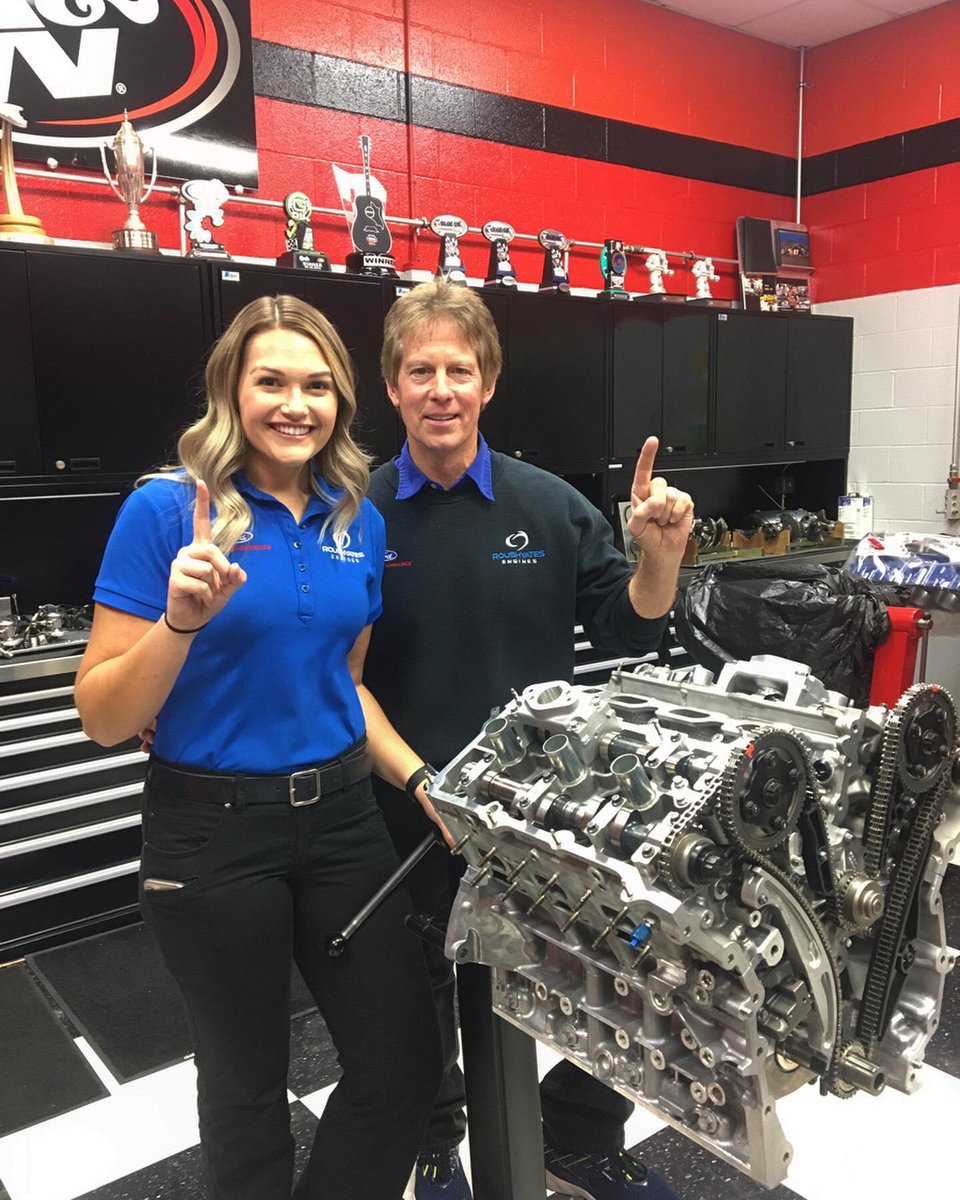 roushyates's tweet photo. Was a pleasure to participate in @UTITweet’s nationwide open house last night! We did a live teardown and assembly of a @FordPerformance EcoBoost V6 with the guests and participants at their @NASCARTechUTI location in Mooresville!
#Partnership | #Partner | #UTITech | #NASCARTech https://t.co/GZfnEjX0FJ