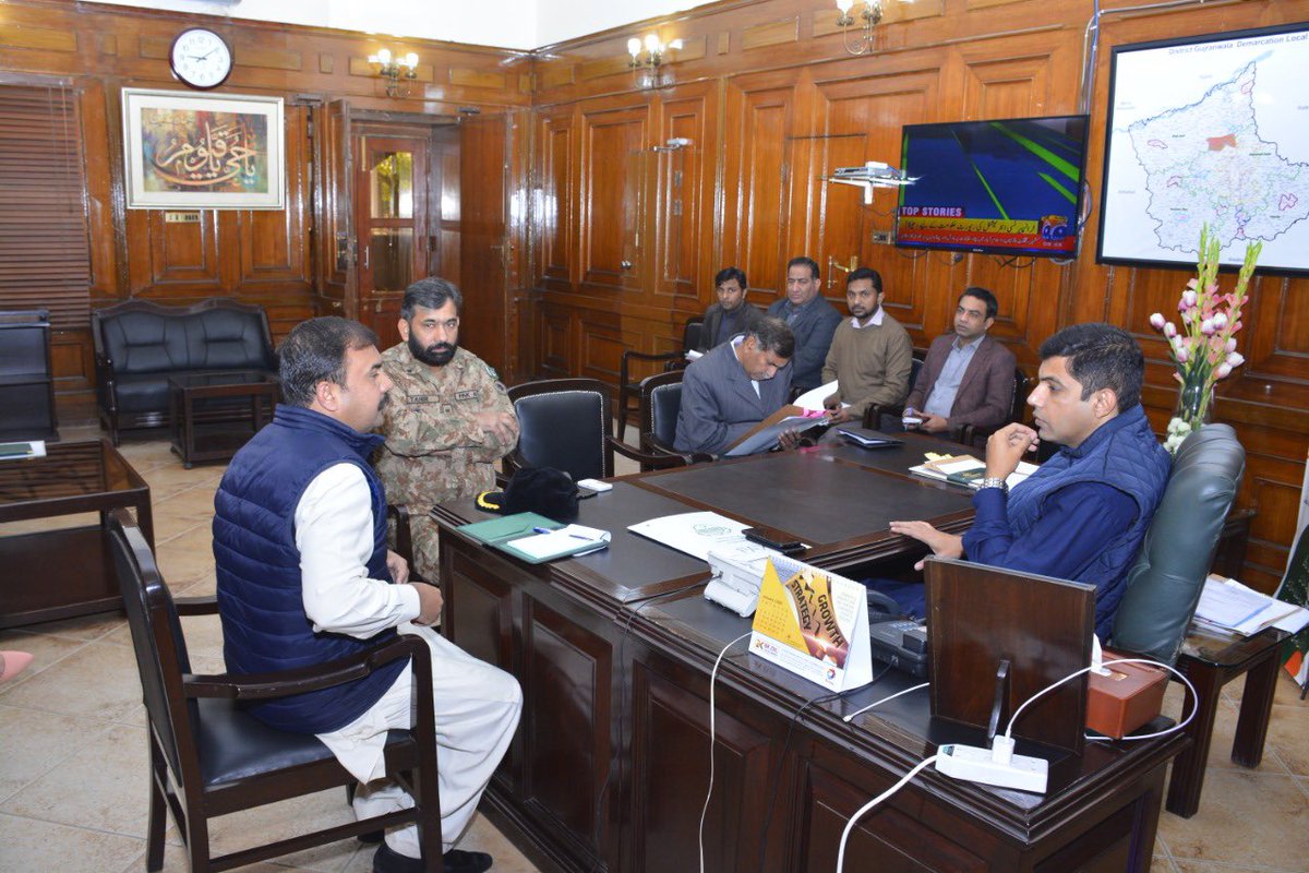 DCGRW's tweet photo. 0900hrs 
Daily Morning meeting with all HODs and Assistant Commissioners to review the progress of past day and give targets https://t.co/48M2VzE4jd