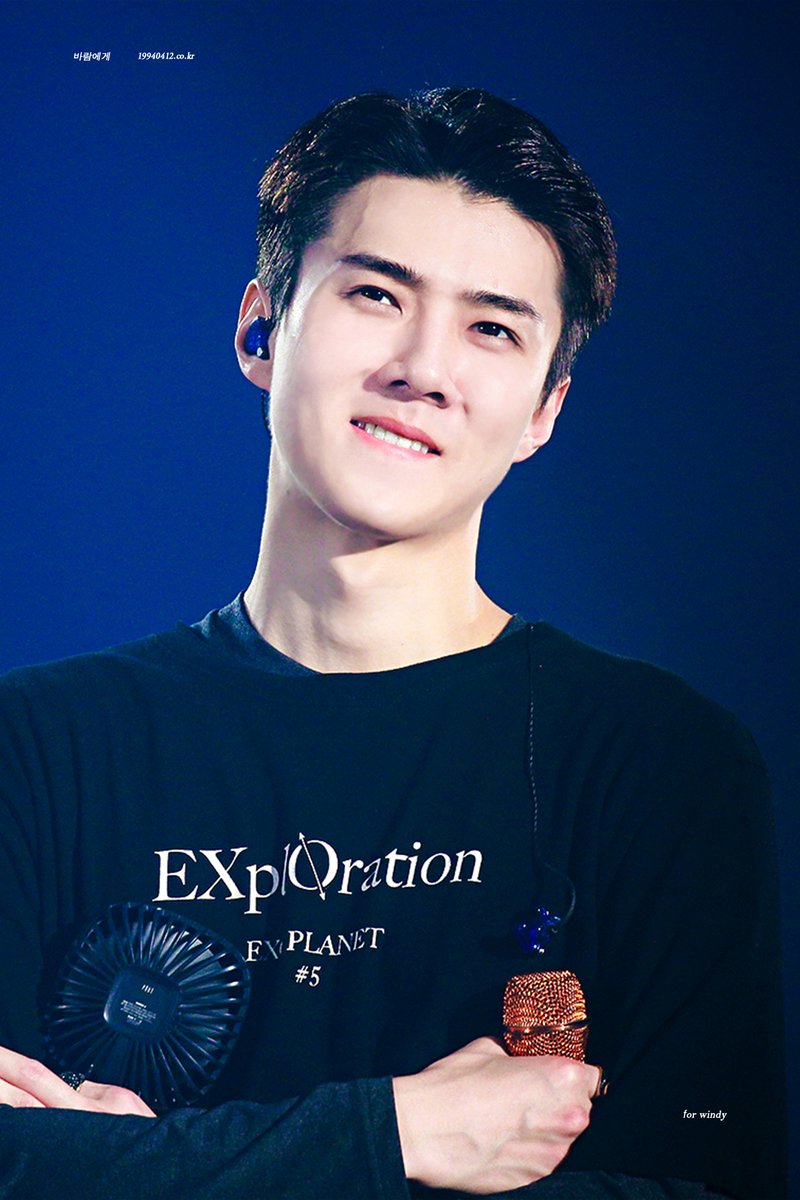 for_windy's tweet photo. 191229 새해 복 많이 받으세요 ❤❤❤
#세훈 #SEHUN  #セフン #吴世勋 #엑소  
#EXO #EXO_SC @weareoneEXO https://t.co/oZtrjAbp4R
