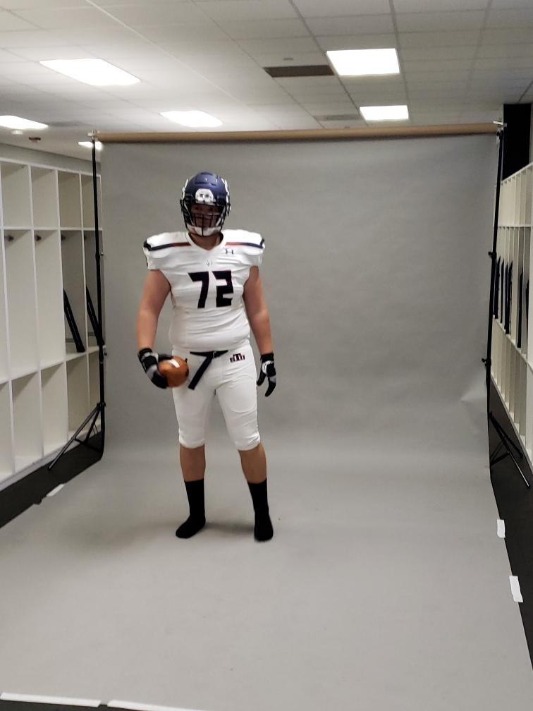 JamesWayne71's tweet photo. Had a great visit with @Coach_Rychel  at @STU_Football they have a great program in the making with a awesome staff and nice campus! https://t.co/zbdtgUFSD3