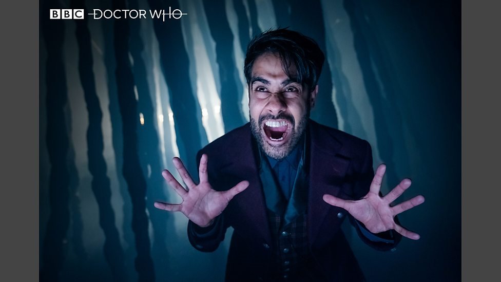 lukescreenfacts's tweet image. I know that face! @sacha_dhawan played the first ever director of #DoctorWho, #WarisHussein in #Anadventureinspaceandtime He has recently appeared as #TheMaster in the current series. 

bbc.co.uk/programmes/p07…
indiemacuser.co.uk/2020/01/03/sac…
radiotimes.com/news/tv/2018-0…