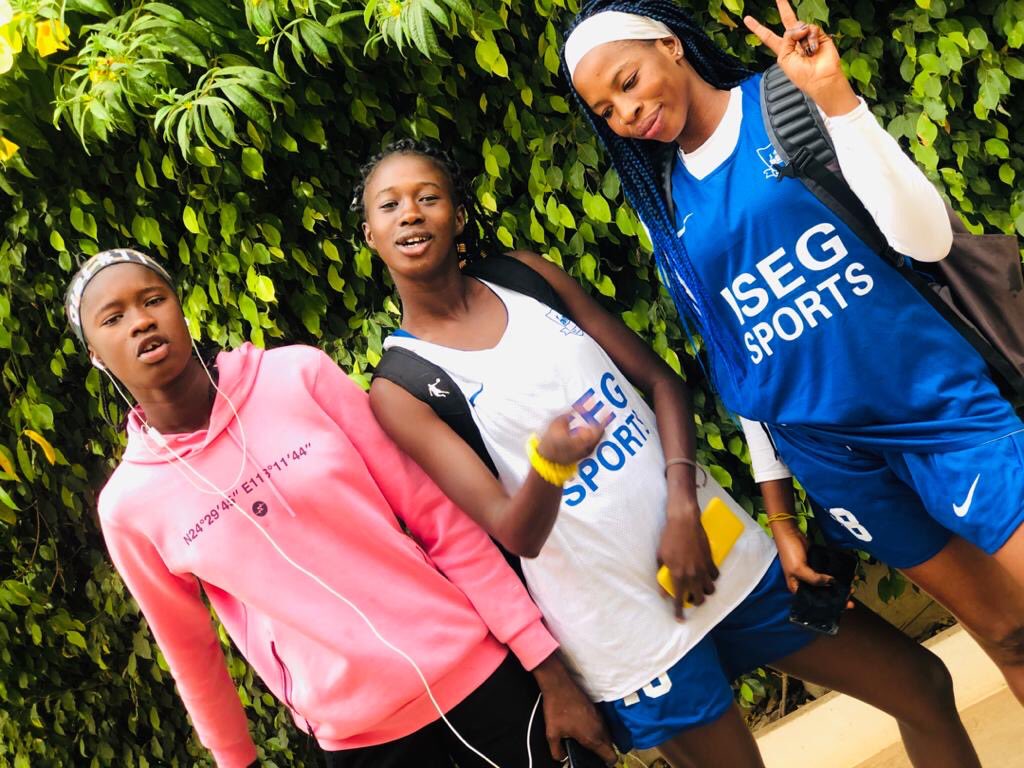 iseg_wbb's tweet photo. The 3 amigos #isegfamily https://t.co/YzX6nirbqI