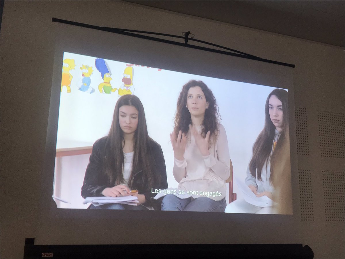 ErasmusplusFR's tweet photo. Bravo au Lycée Berthelot à #Toulouse pour son projet et son documentaire «Des jeunes Européens qui font l’histoire» ! ▶️ ouverture de l’école et des jeunes à 🇪🇺 + pédagogie innovante... Visions partagées de l’engagement entre pays et générations #ErasmusPlus #Erasmus #fipadoc2020 https://t.co/5PbS1cOFnq