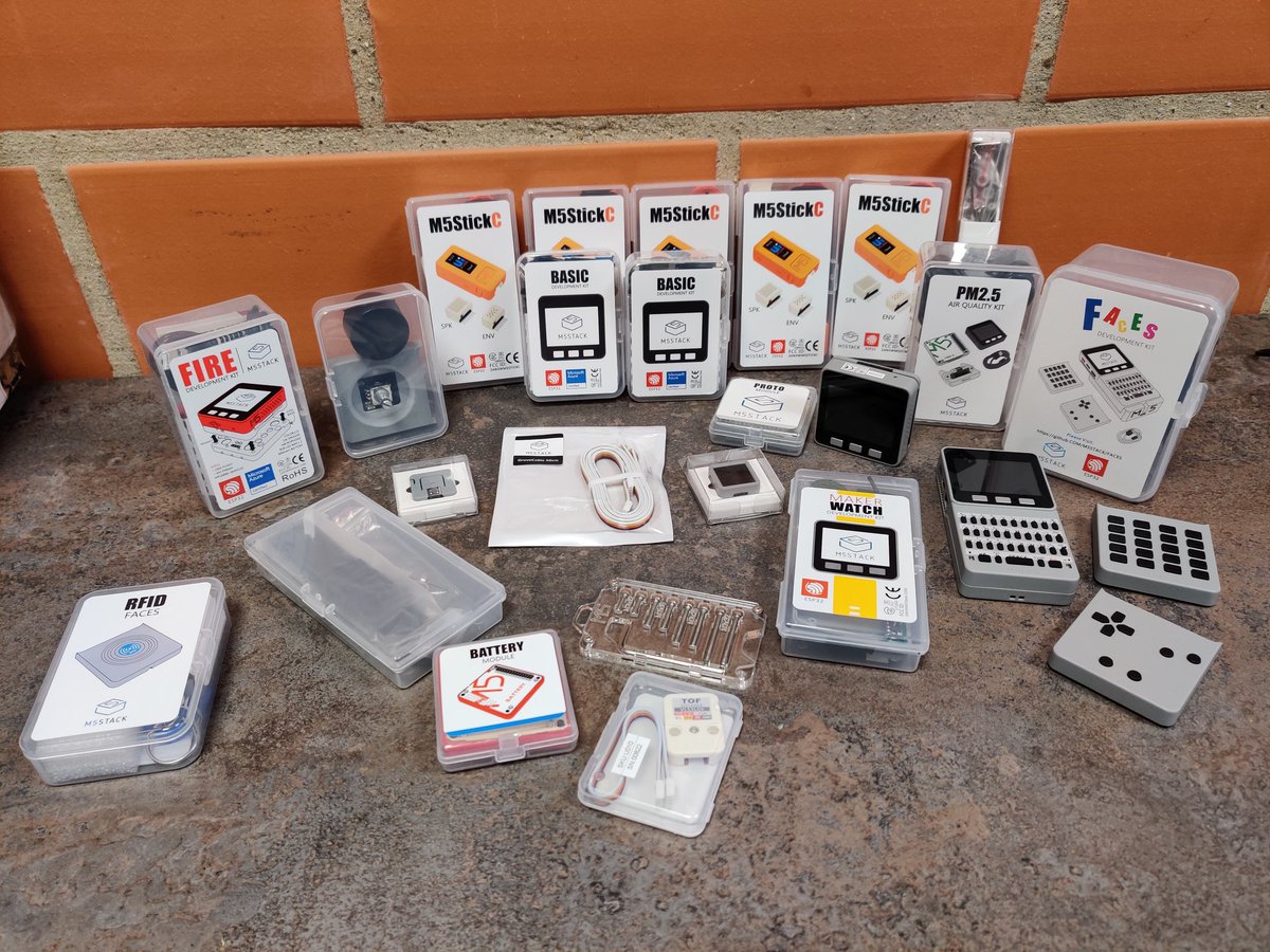 BeTheFreeman's tweet photo. @M5Stack goodness delivered just before the weekend 😍 #TimeToPlay #GottaStackEmAll https://t.co/tgGw1D0JaK