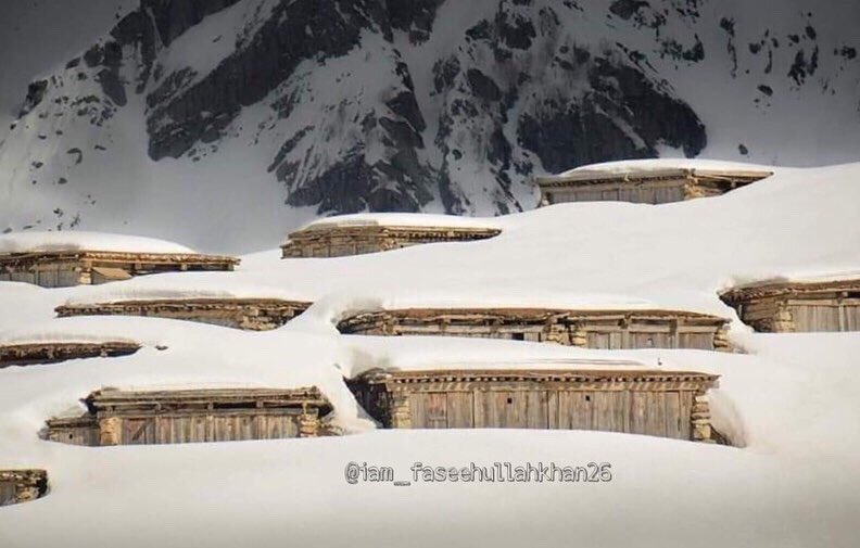 faseeh_14's tweet photo. #Outstanding view of swat jarogoo waterfall top
#snowfall
#SWAT
#tourist #PlaceOfSoul_Satlok
Follow me on Instagram #iam_faseehullahkhan26
#BetiParhao
#DigitalMarketing
#2020NewYear
#exploreswat
#explorepakistan
#exploreshangla
#view #photography #Graphic designer https://t.co/NMMfTsScBj