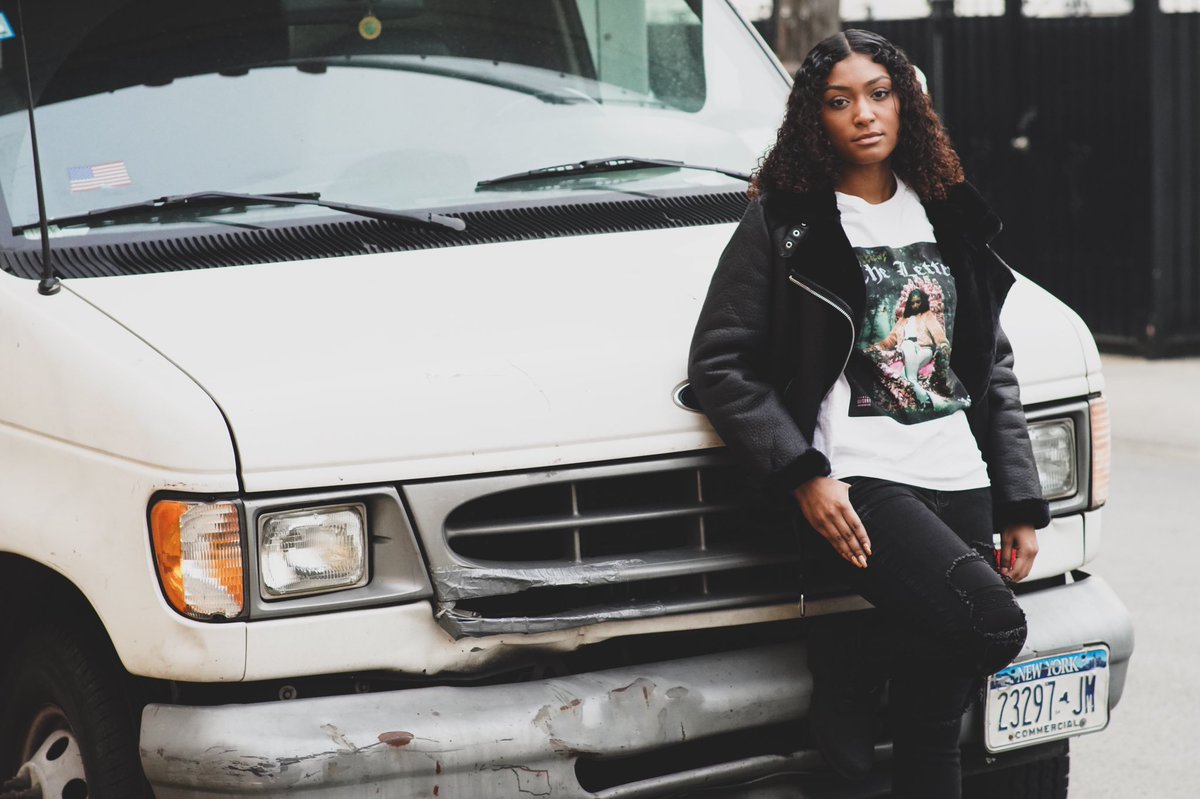 LilBooBk's tweet image. For all my day one supporters, “The Letter” T-shirts are now on sale💽 Supply is limited, inbox me to purchase👻 

#TheLetter #January31st
 #MarsMusic #TeamLilBoo #BooSeason 👻
#lilboo #bushwick #brooklyn #queens #nyc #ny #newyork #newyorkcity  #hiphop #femcee #rapper #rap