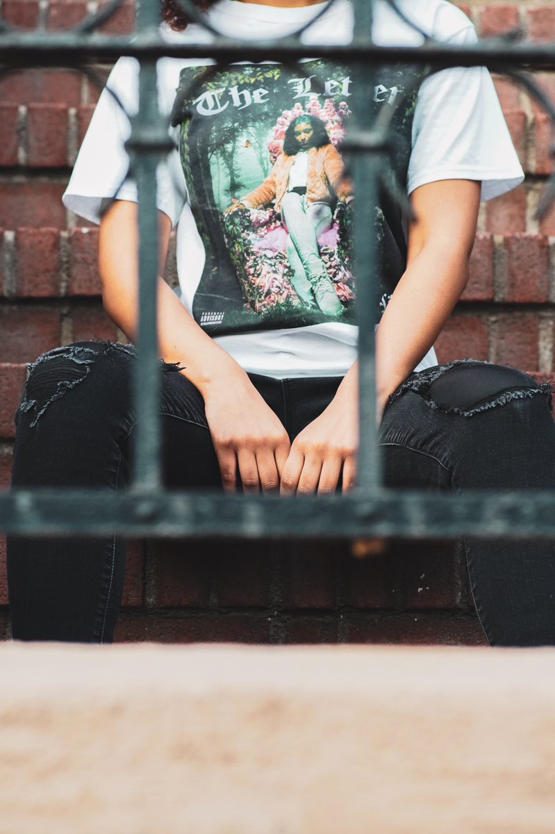 LilBooBk's tweet image. For all my day one supporters, “The Letter” T-shirts are now on sale💽 Supply is limited, inbox me to purchase👻 

#TheLetter #January31st
 #MarsMusic #TeamLilBoo #BooSeason 👻
#lilboo #bushwick #brooklyn #queens #nyc #ny #newyork #newyorkcity  #hiphop #femcee #rapper #rap