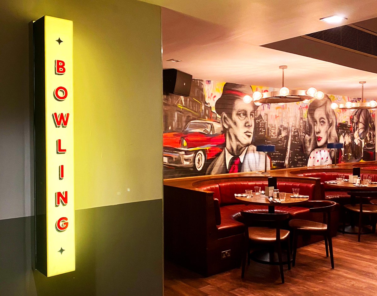 bambooloans's tweet photo. What a way to banish the January blues! 🎳

Last night we split some of the Bamboo team in a head to head at bowling! There were 3 strikes in a row by the winning team! What a fantastic evening! 💥💥💥

#teambuilding #bowling #bambooloans https://t.co/BoUotPqGnr