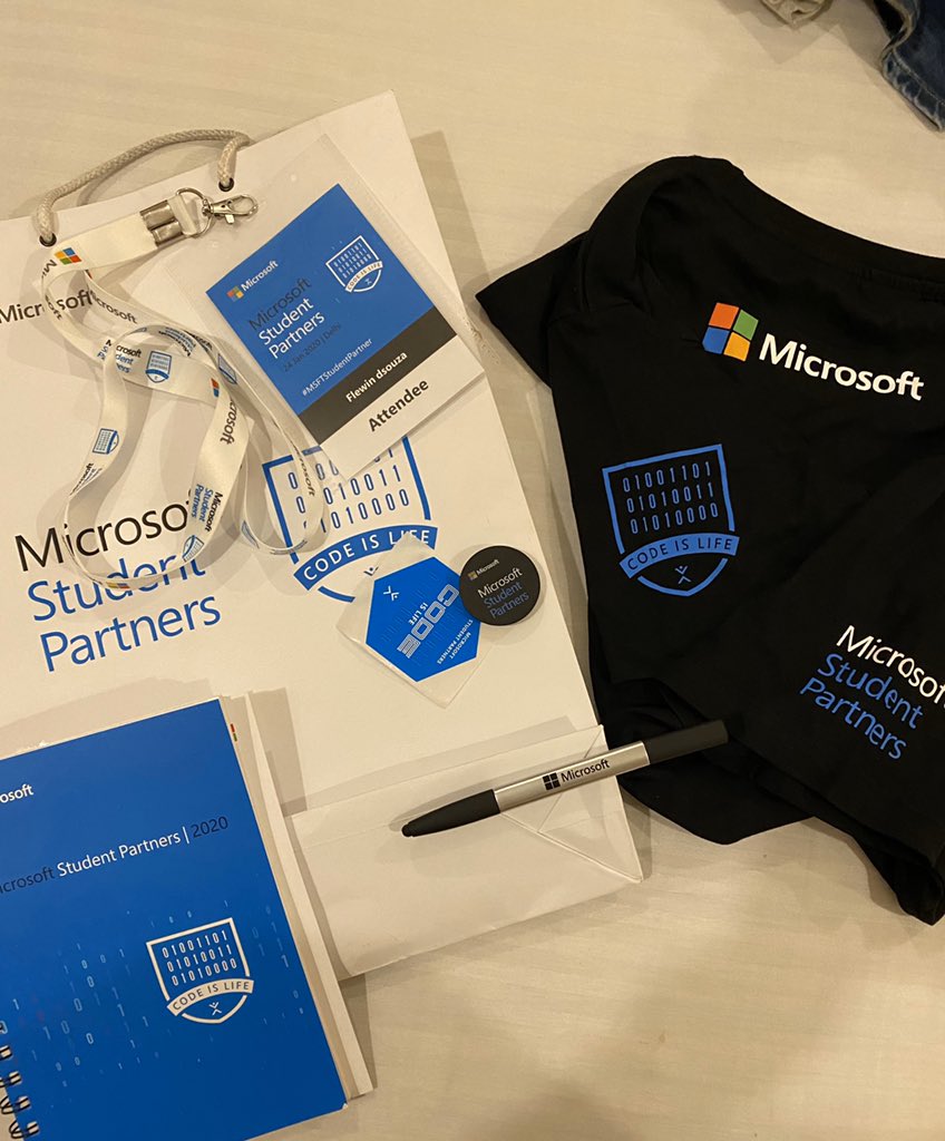 flewindsouza's tweet image. Look at the swags 🤩
#MSFTStudentPartner #MSPForLife #CodeForLife @MSPInspire