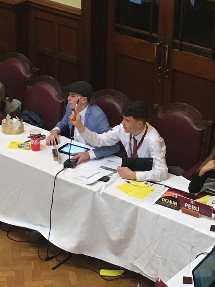 Gaelcholáiste Charraig Uí Leighin tweet media