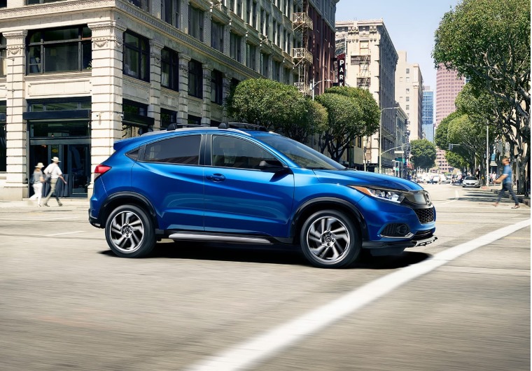Nothing else on the road compares to HR-V. #Honda catches every eye with sleek and versatile features!