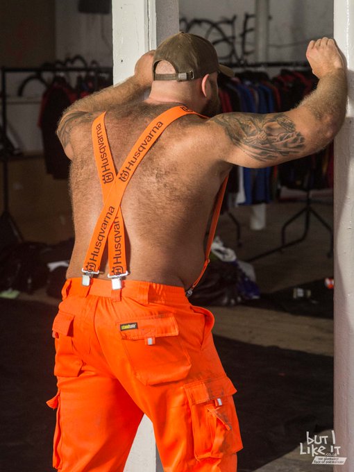 Watch vikingmusclebear's leaked NSFW photo on TwXstars