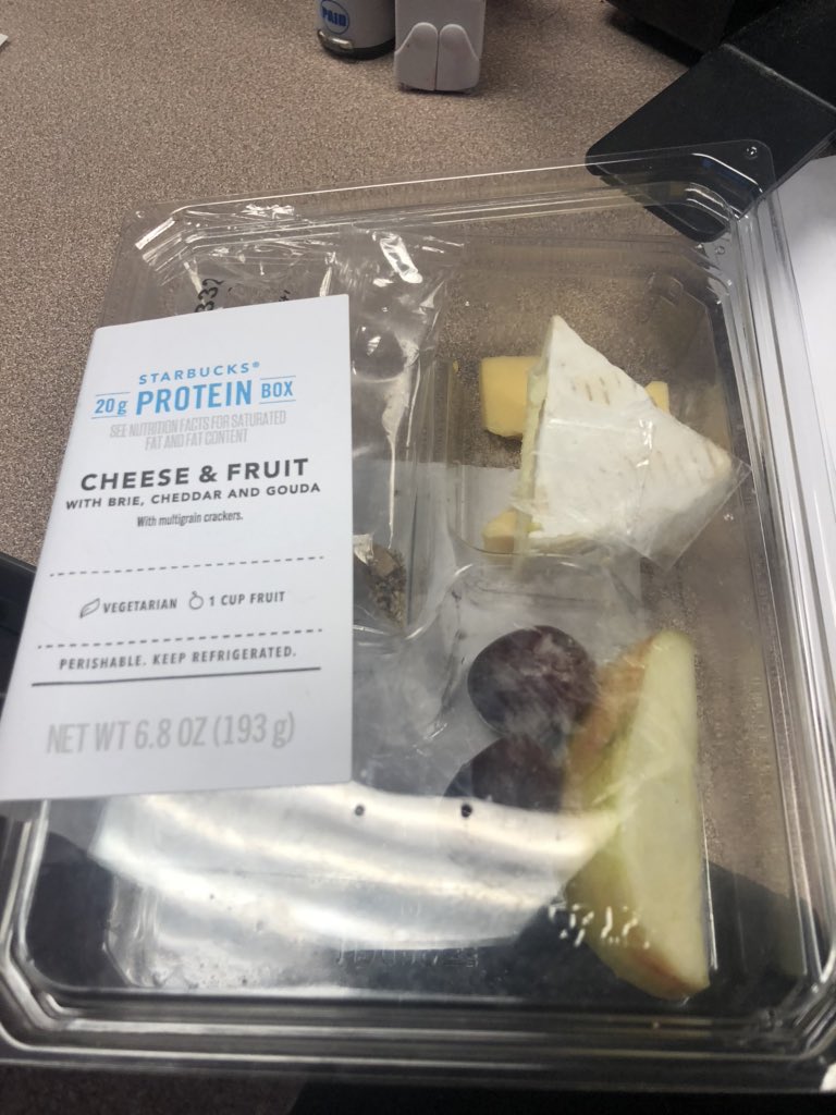 xxamandam's tweet photo. I bought this protein pack from @Starbucks this morning &amp; ate most of the grapes until I realized there was mold on them. 🤢 Never going back!!! https://t.co/xCeqpTxS8i