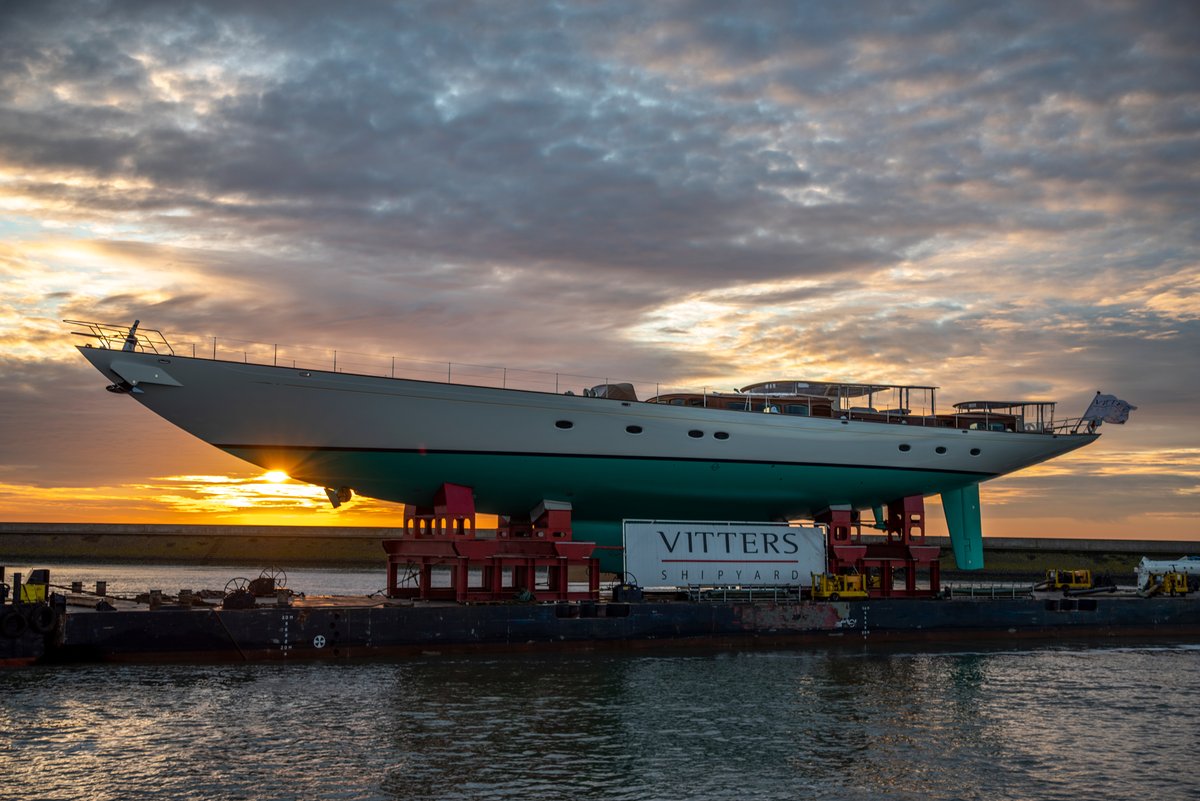S/Y Meraki on her way to the launching site. 

Naval architecture by Hoek Design
Interior design by Rhoades Young

Photo by Guy Fleury

#Vittersshipyard #Meraki #Sailingyacht #Navalarchitecture #Hoekdesign #Rhoadesyoung