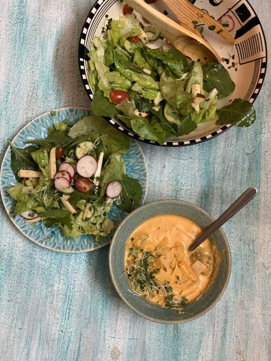 Dinner scenes on child’s demand. Thai curry & pumpkin noodle soup. Salad with mixed greens, tomato, cukes, radish and some cheese. God, I love deadline & deliverable less cooking 