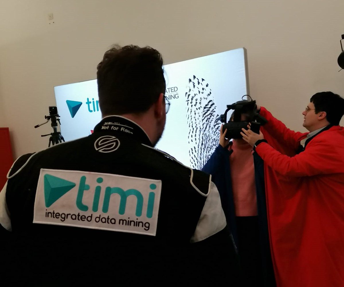 TiaoWorld's tweet photo. Great time celebrating Data Innovation and Entrepreneurship in Brussels!

#BusinessWithoutBarriers #business #Brussels #AI #technology #ChambersofCommerce #digital #CONNECTS  #ASeatAtTheTable #ASATT #entrepreneurs #tech #digitalskills  #entrepreneurship #SMEs  #internationaltrade https://t.co/U6afnTHGUi