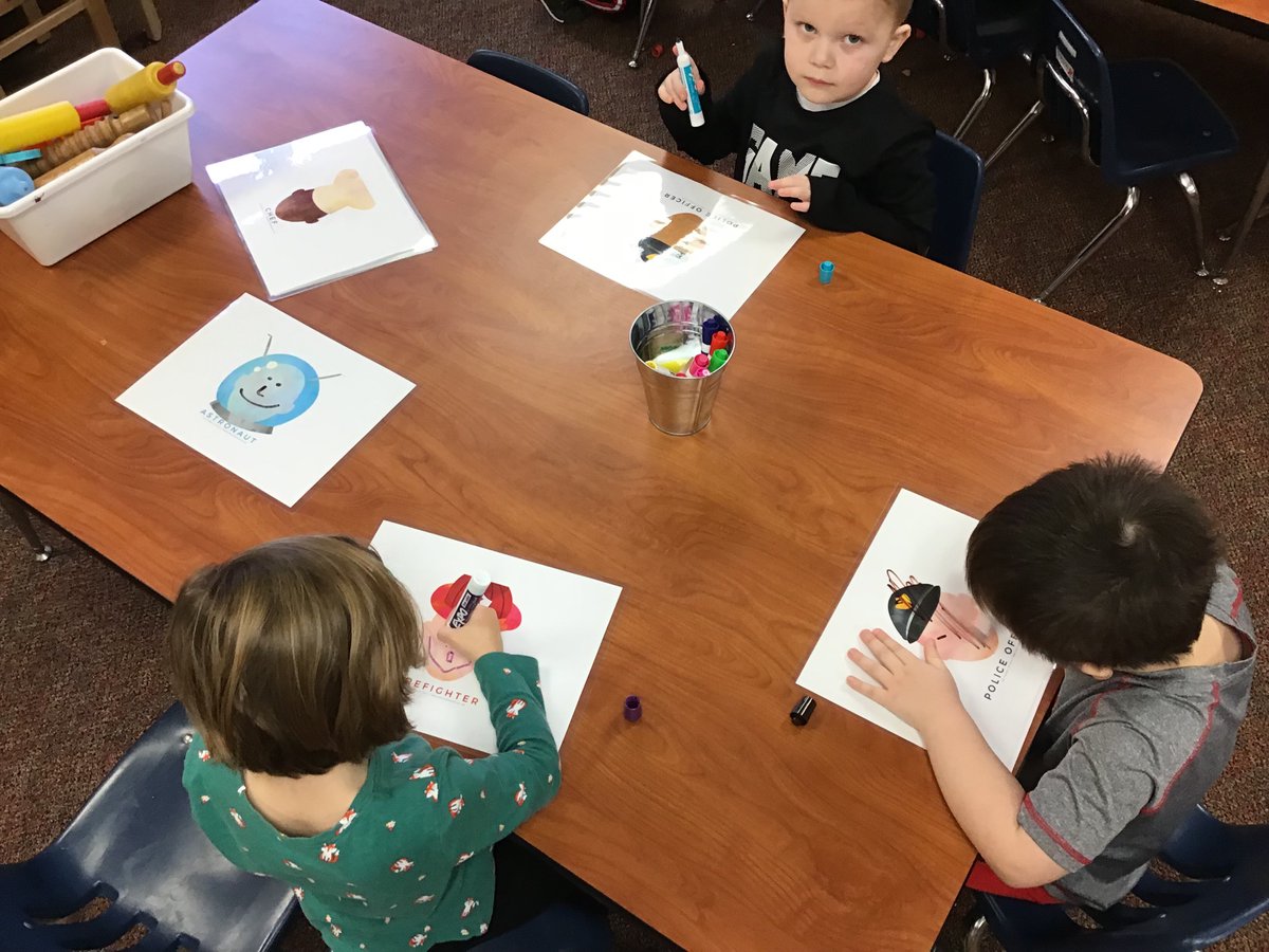 Steph Mackel tweet media