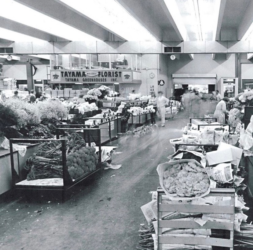 SoCalFlowerMrkt's tweet photo. Fresh flowers for over a century. SoCal Flower Market est. 1912 🖤🌹 https://t.co/UxvycTrhGk