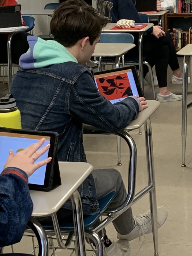catwalkteach's tweet photo. Mrs. Kyser using innovation in her teaching LA class using Pages app. #wsdpanthers @vickersWHS @Smaj40 https://t.co/U3M4ZhXFRi