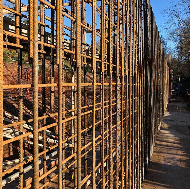 Great to see the new highway retaining wall going in at Exmouth. Our Jack Martin done an excellent job in obtaining technical approval for the adopted piled wall over 100m long. Bridge and abutments next....more to follow! #structuralengineering #civilengineering