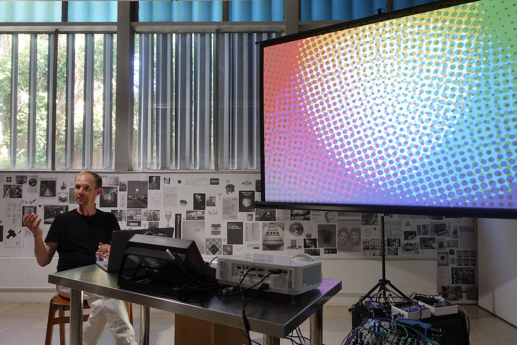 How can two people, a design project, and a physical space share one identity?

Listen as <a href="/david_reinfurt/">David Reinfurt</a> unpacks the creative possibilities of identity, on a new episode of Design Notes 📻✨ goo.gle/2RenS4H