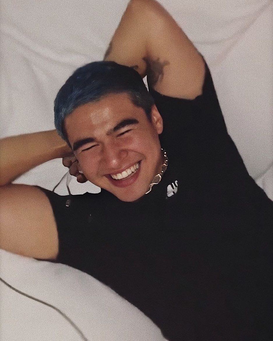 beadazzleee's tweet photo. Happy birthday, my angel @Calum5SOS https://t.co/dqCAGxSmbd