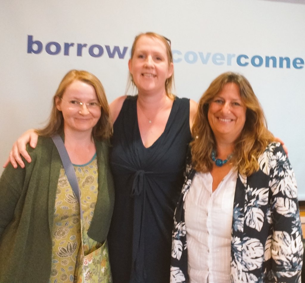 JenniKeer's tweet photo. @TheComfyChair2 I'm reading AND LOVING @ellygriffiths #TheGhostFields ❤
I love her #ruthgalloway novels but am too disorganised to read them in order. I have my signed #TheStoneCircle to read next from when I met her @MillenniumLib https://t.co/HUbQLcJhF3