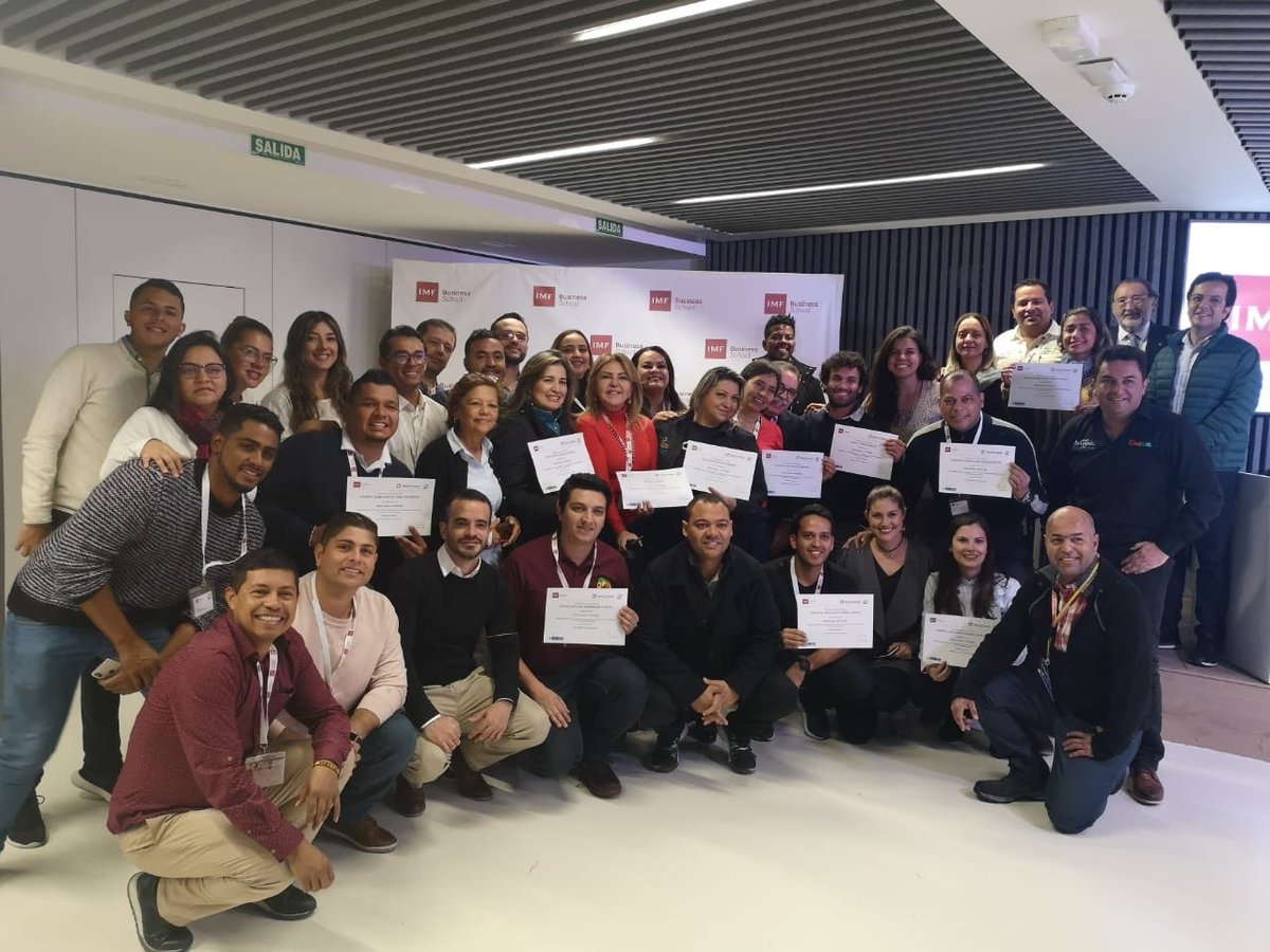 g_salcedo_r's tweet photo. ¡Felicitaciones a las 39 empresas que participaron en la misión académica en el marco de @Fitur_Madrid! Así, más empresarios mejoran su oferta con parámetros de alta calidad y sostenibilidad. Gracias a IMF Business School (@IMFFormacion) por ayudarnos en este proceso. https://t.co/lyq2zdPyf7