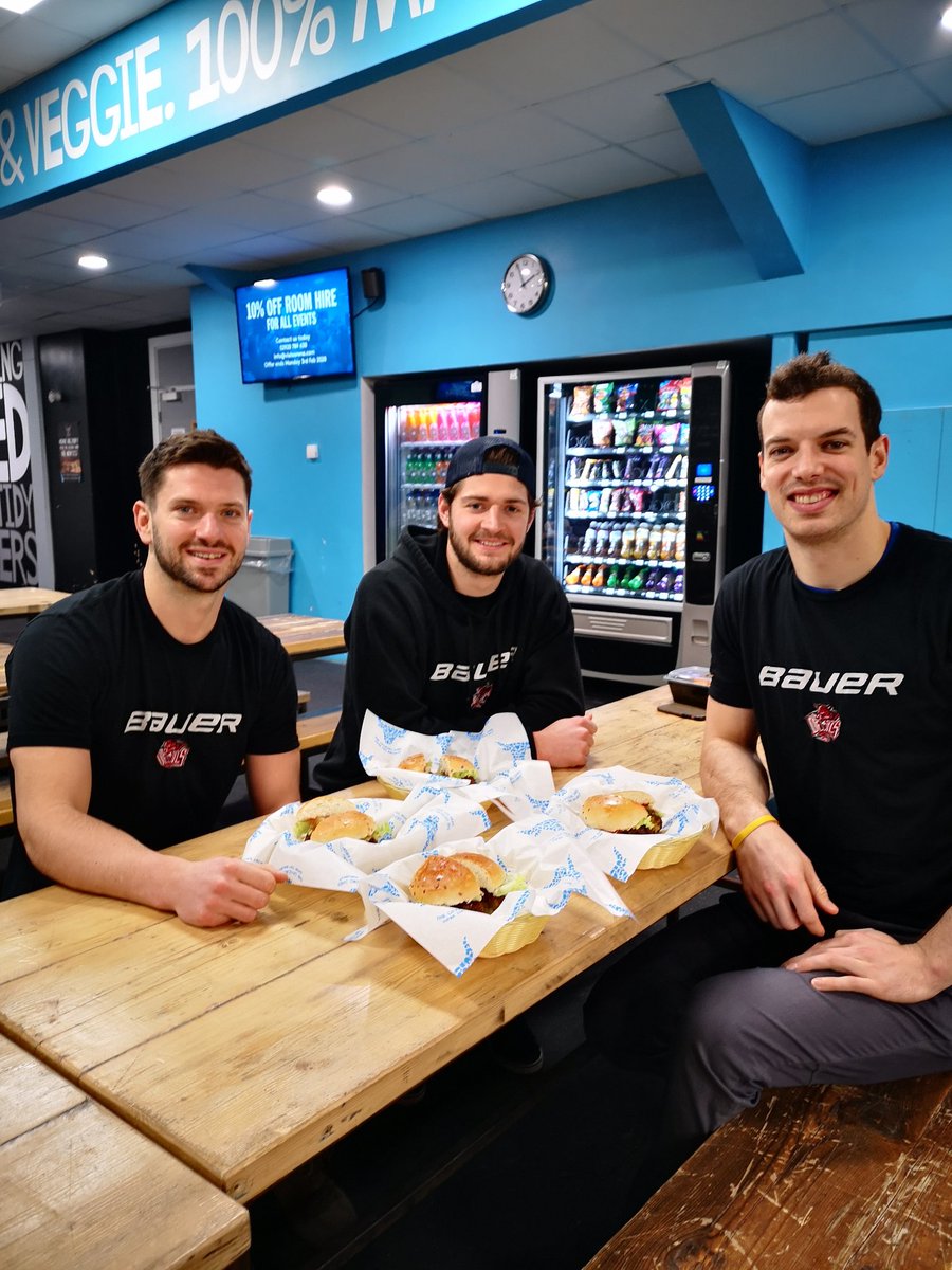 Was great to meet <a href="/cardiffdevils/">Cardiff Devils</a> players @JoeyMartin14 <a href="/JoeyHaddad27/">Joe Haddad</a> and Sam Jardine today trying some of our Vegan Burgers. Glad you enjoyed them guys! Remember you can catch them on tonight's episode of @DirtyVeganTV 🍔🌱🍟😈

#Veganuary2020 #Vegan #DirtyVeganDevils