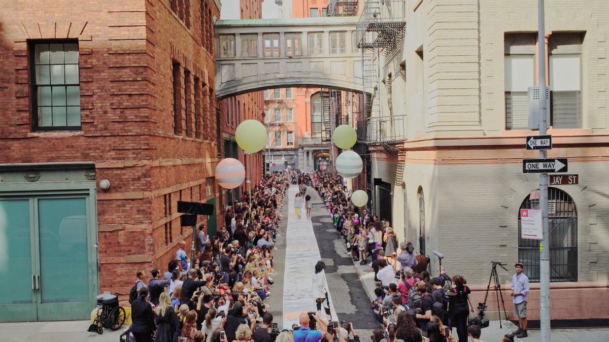 Want to be there for the reveal of our latest collection? Join us and @endeavorexp at for a #NYFWExperience #NYFW

Find the perfect package for you here: nyfwexperience.com/package-builde…