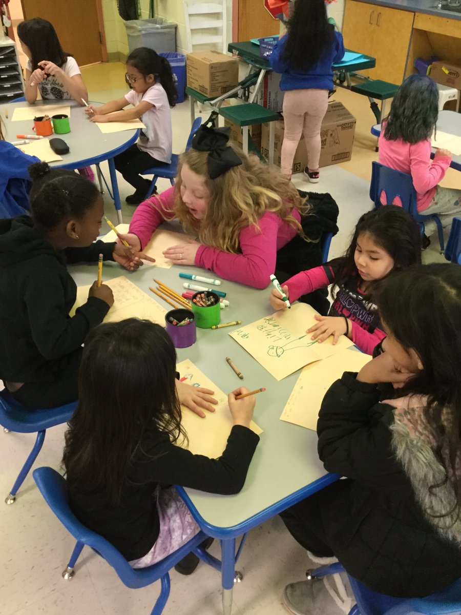 CECLASeaSponges's tweet photo. Book buddies are making Thank You cards for Principal’s Week #oneccps ⁦@smithclass205⁩ ⁦@EScottPTA⁩ ⁦@ScottScorpions⁩ https://t.co/Ag3zfYocZD