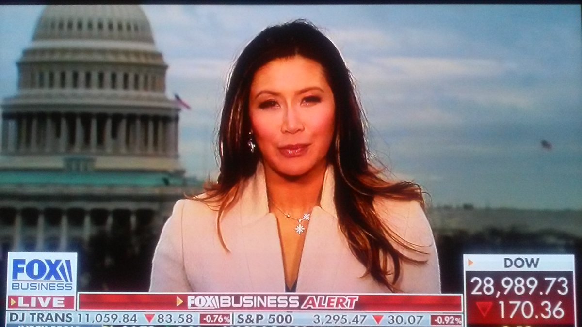 pkchin888's tweet photo. #Jan24th #LunarNewYear #GongXiFaCai #YearOfTheRat @SusanLiTV Susan Li #coronoavirus concerns, โ ๐ ๐ โ Live #CapitalDC @FoxBusiness #AfterTheBell๐. Susan Li Postcard pix๐ท.thanku Ms Li https://t.co/uD36uaynZJ