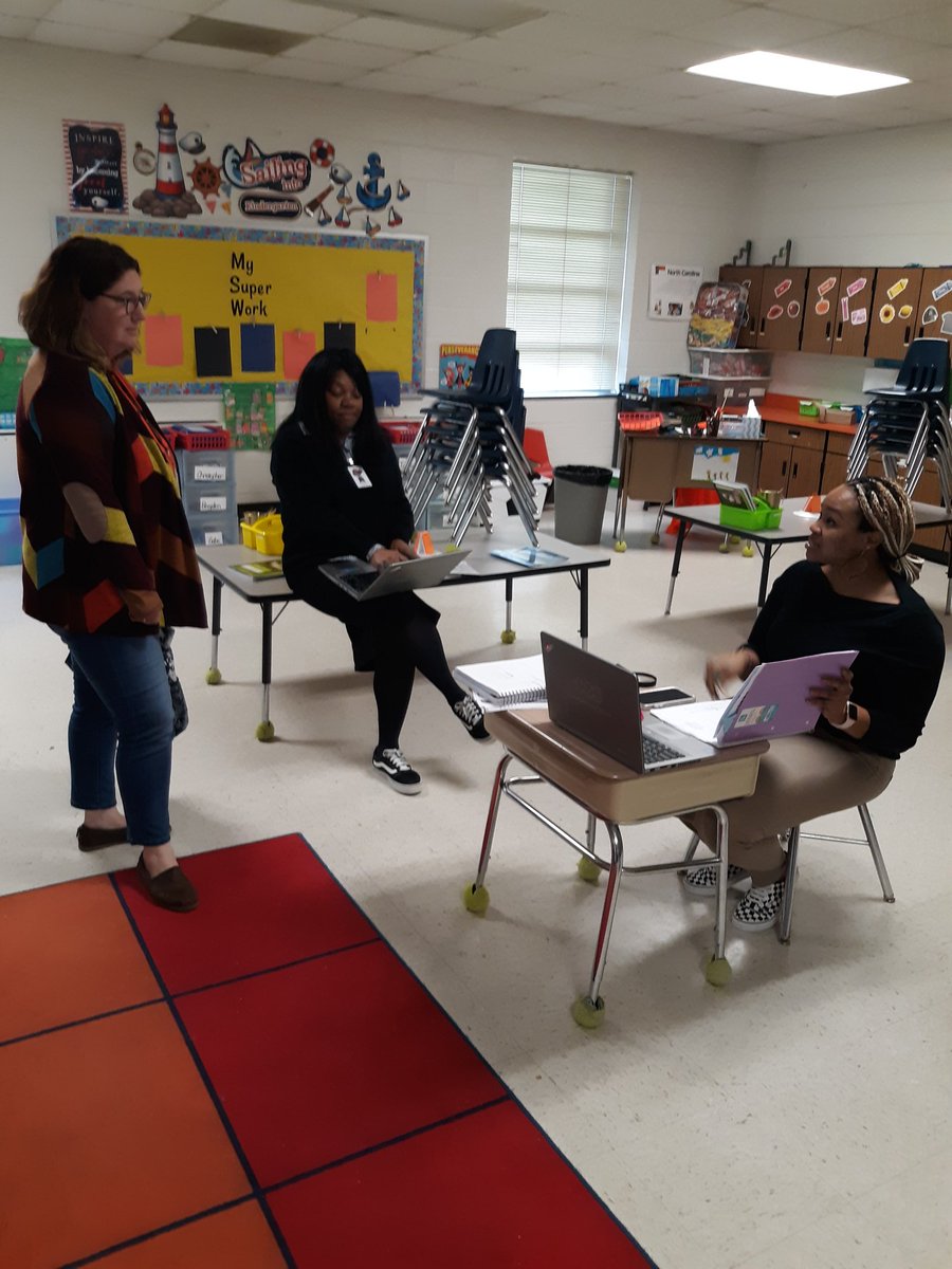 barn_anna's tweet photo. It's after 4 p.m. on FRIDAY, yet these amazing teachers are planning, collaborating, and working hard to give our students THE BEST!!! π« #colliercrew @ampalmer2 @CumberlandCoSch https://t.co/4rB0EnTX3H