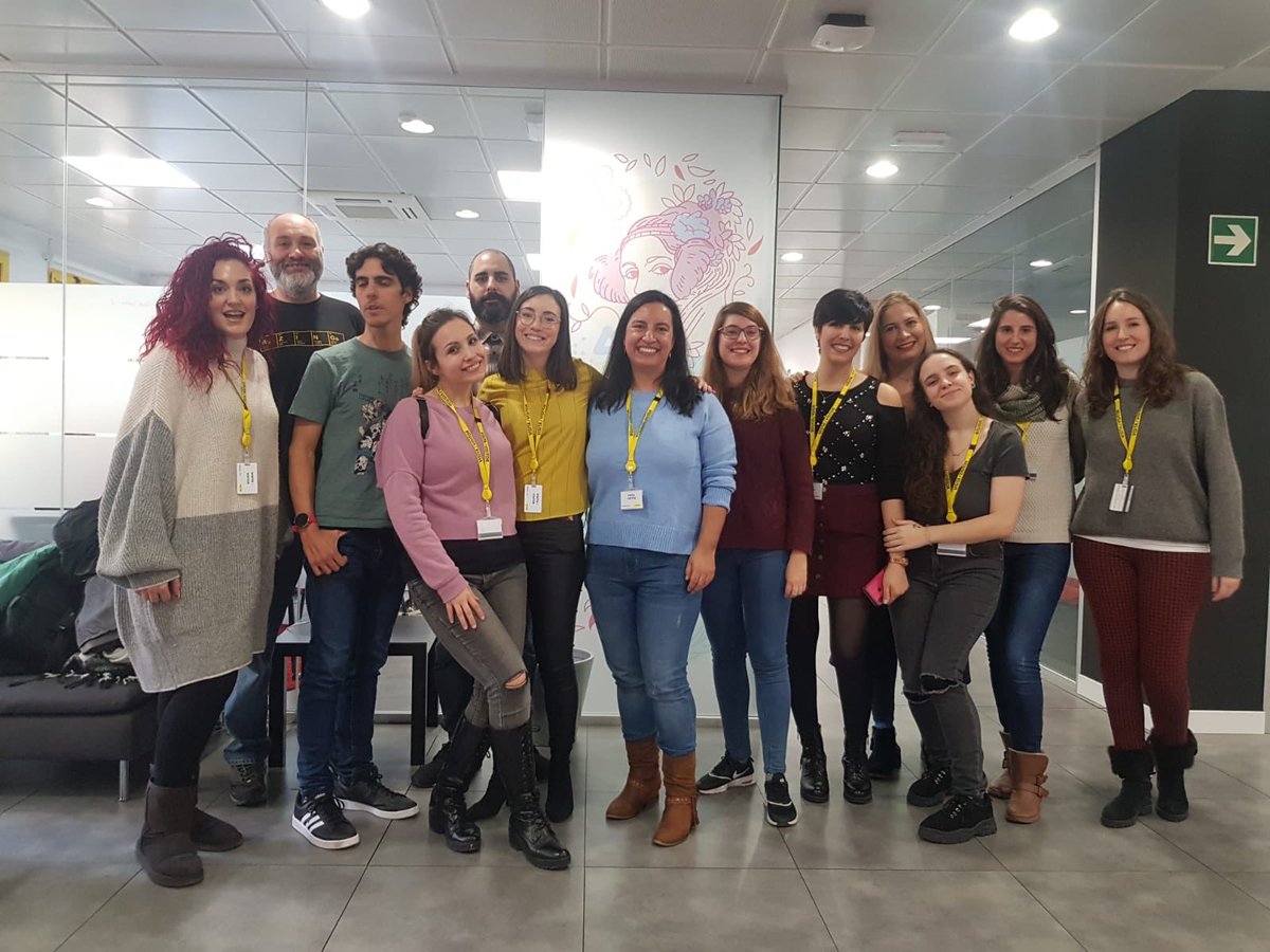 Beatrizsobri's tweet photo. Las #adalabers de visita a @LqdSqd !! De nuevo Gracias a todo el equipo, y en especial a Fer y Josan, por hacerlo posible 😄 Nos encantaron vuestros “cacharros”. #tortillabot @depatatabot https://t.co/c1lawTtKMg