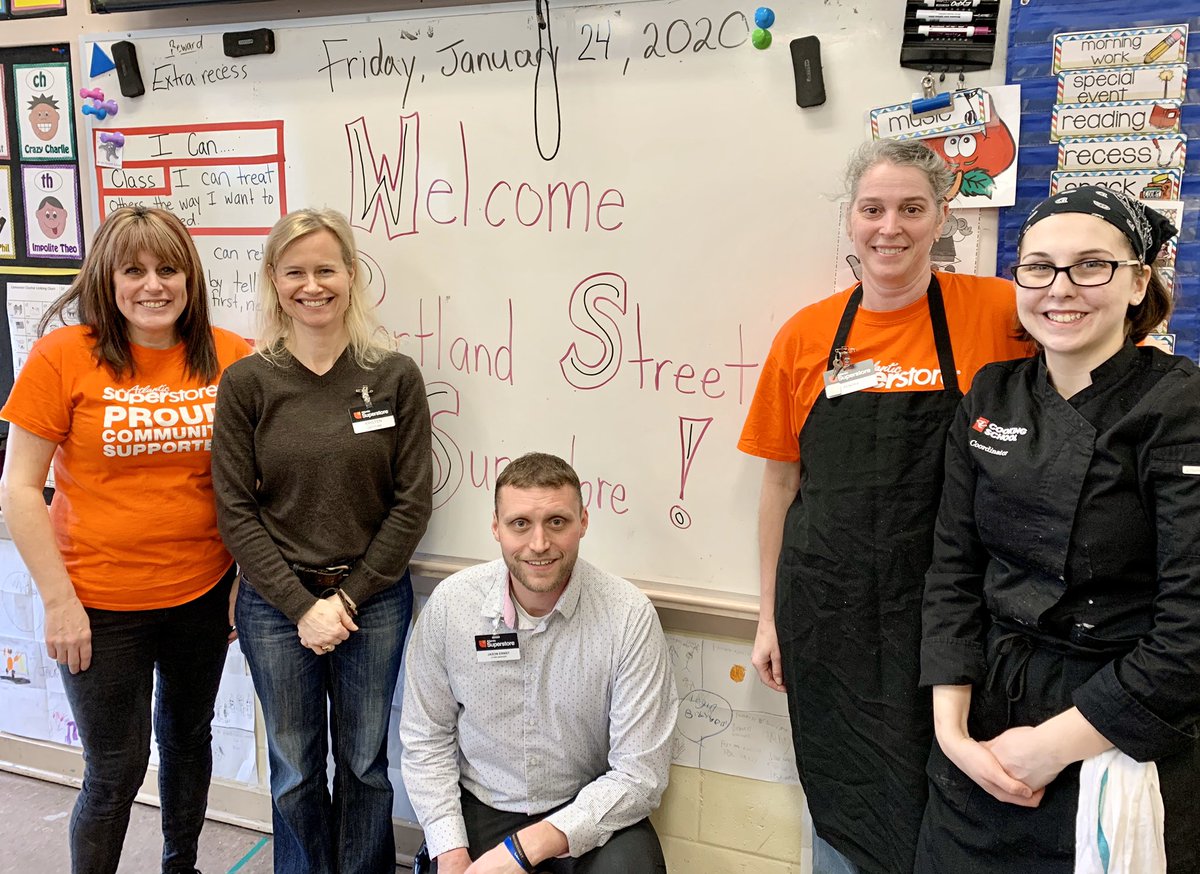 Ms_CFoley's tweet photo. Thanks Portland Street Superstore and the #breakfastforlearning program for helping the @IFES_official Gr. 1s learn about healthy eating today! #seewhatimlearning @HRCE_NS https://t.co/nkR8WPplUy