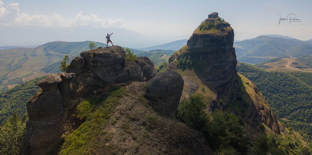 fationplaku1's tweet photo. Guri Kamjes.  Dardhas.  Pogradec.  Albania 
#gurikamjes #dardhas #pogradec #albania #hiking #wildplace #traveltheworld #adventuretime #getaoutside #wanderful_places #amazing #explorealbania #outdoorvideos #insta #instagood #drone #dji #dronestagram #dronefly https://t.co/CghJh0sbR8