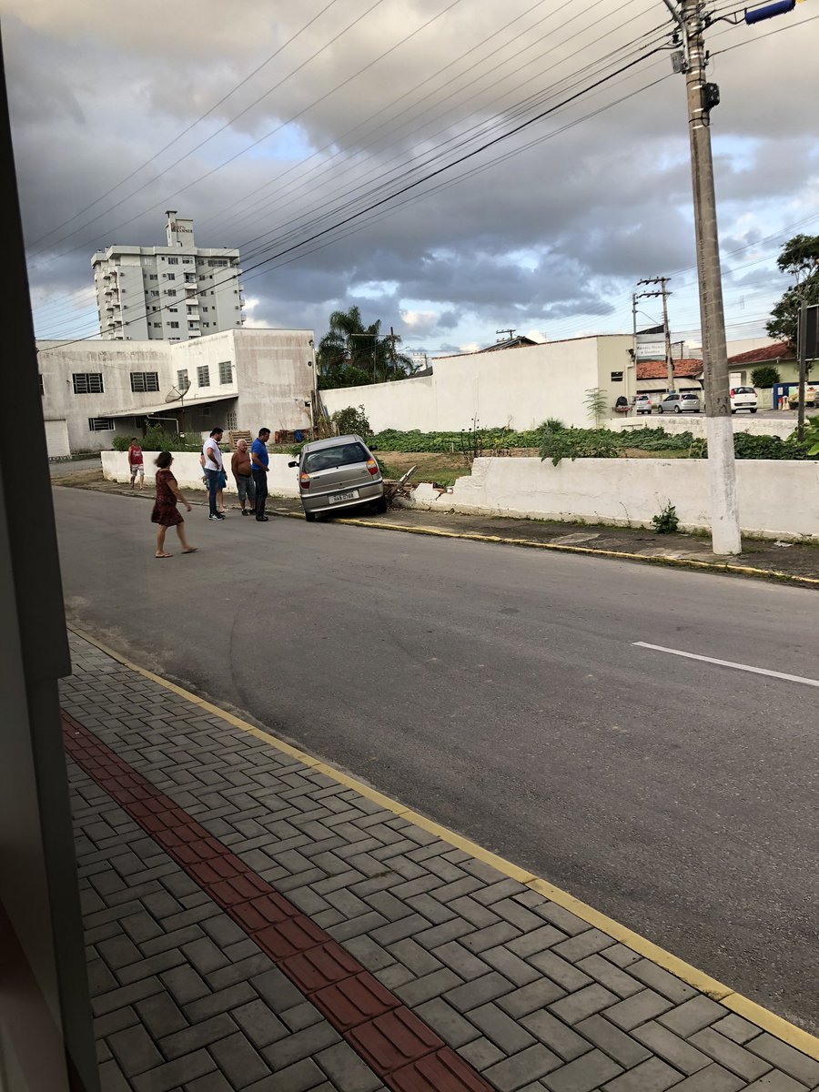 brnlzz's tweet photo. Sextou rapaze https://t.co/QHkfa79rKB