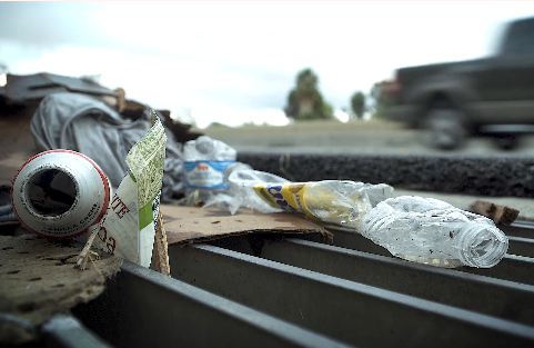 ArizonaDOT's tweet photo. Only a couple days left in #stormwaterawarenessweek, so we are just going to plug another reminder not to throw trash on our state highways for a number of reasons: https://t.co/UhbPPj2laa https://t.co/nftmz35irP