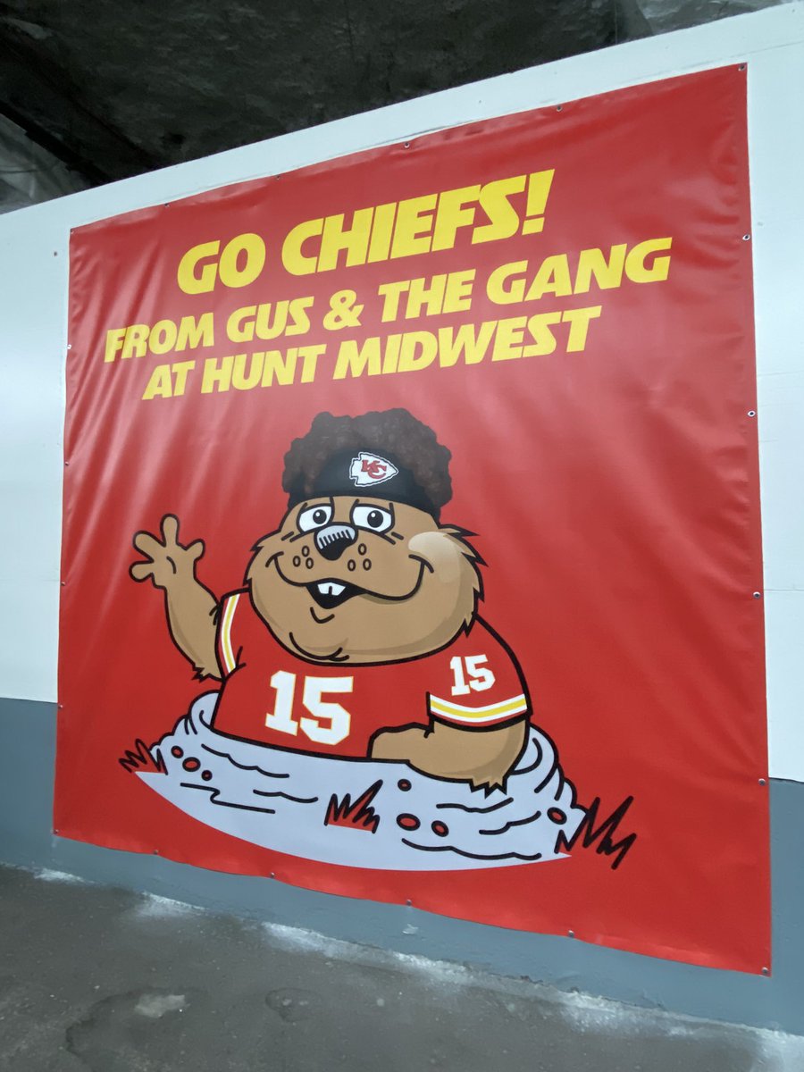 MLBell10's tweet photo. We are set in @SubTropolis for the @chiefs Super Bowl appearance and for our 4,000 Ground Hog Runners on Sunday. #GHR2020 https://t.co/PuloL2kcdM