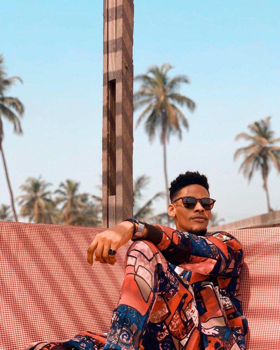 QuickLightenin1's tweet photo. It's been a great day for our fave.
#Budweiser #BudweiserNg
#Elozonam #StillAKing #TGIF https://t.co/eEbgkicq52