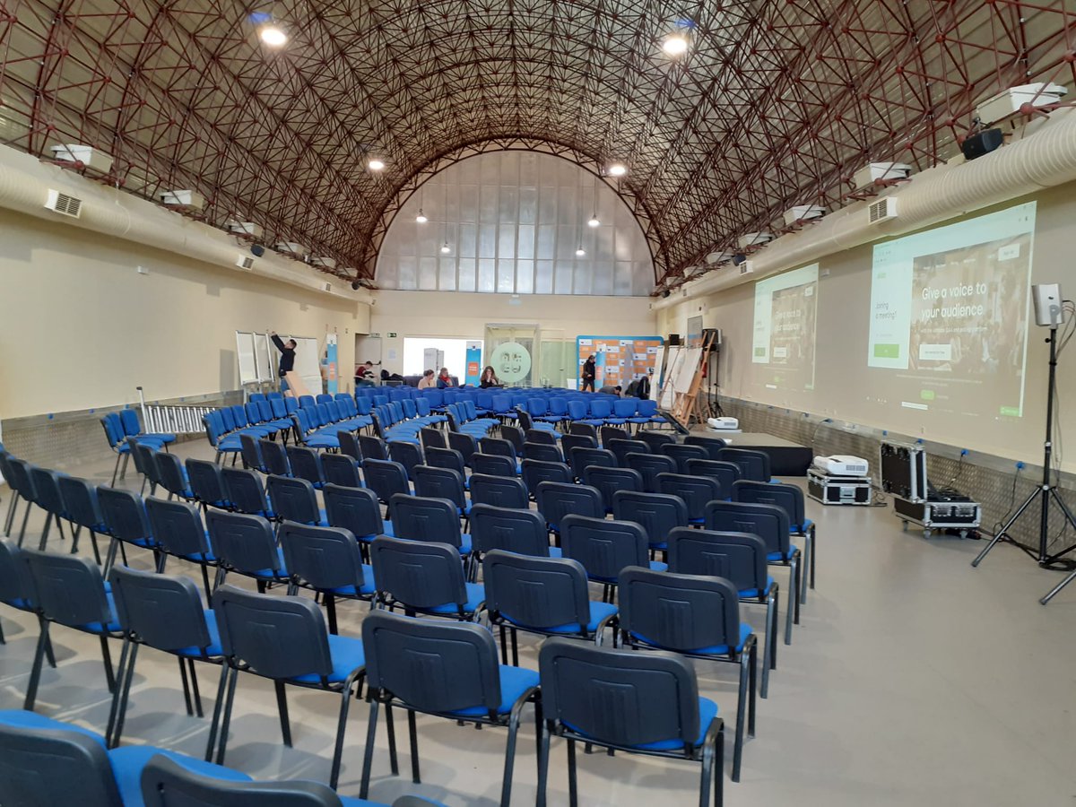 astisl's tweet photo. Madrid está lleno de espacios para eventos sorprendentes. Este es el Espacio MEUU de la estación de Chamartín, en el que instalamos un sistema #integrus para 200 personas, junto con una cabina #ISO4043.
#astisl #eventprofs #eventmanagers #mice #1nt https://t.co/fKg3n6ALYW