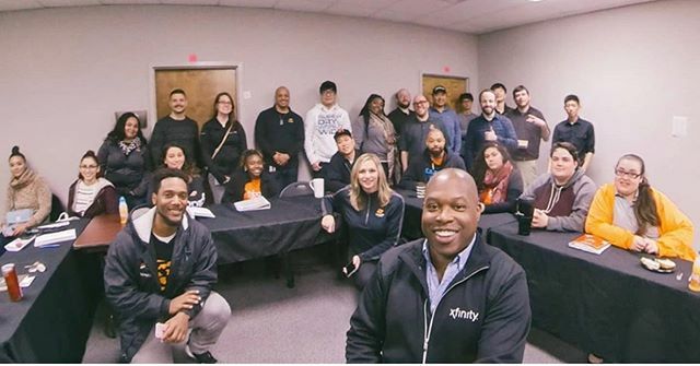 MichaelHarn_'s tweet photo. Repost from @boost_sarah #thevipboost🧡🖤 #WirelessExpress morning managers meeting #leaders #training #wireless #retail #boostshield #xfinityprepaid https://t.co/HifGOG7Bei https://t.co/Fj3FiUZtaK