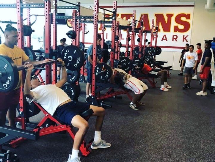 bestweightroom's tweet photo. 🏅Tinley Park High School - Tinley (IL)🏅
@TinleyParkHigh @TPHSTitans_FB https://t.co/nd9J2A8eGQ
